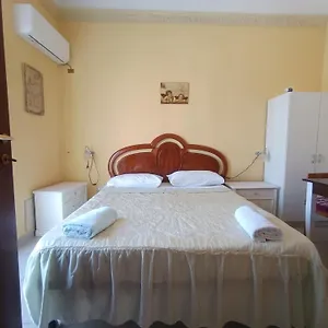 Habitación en casa particular Dei Mille, Palermo